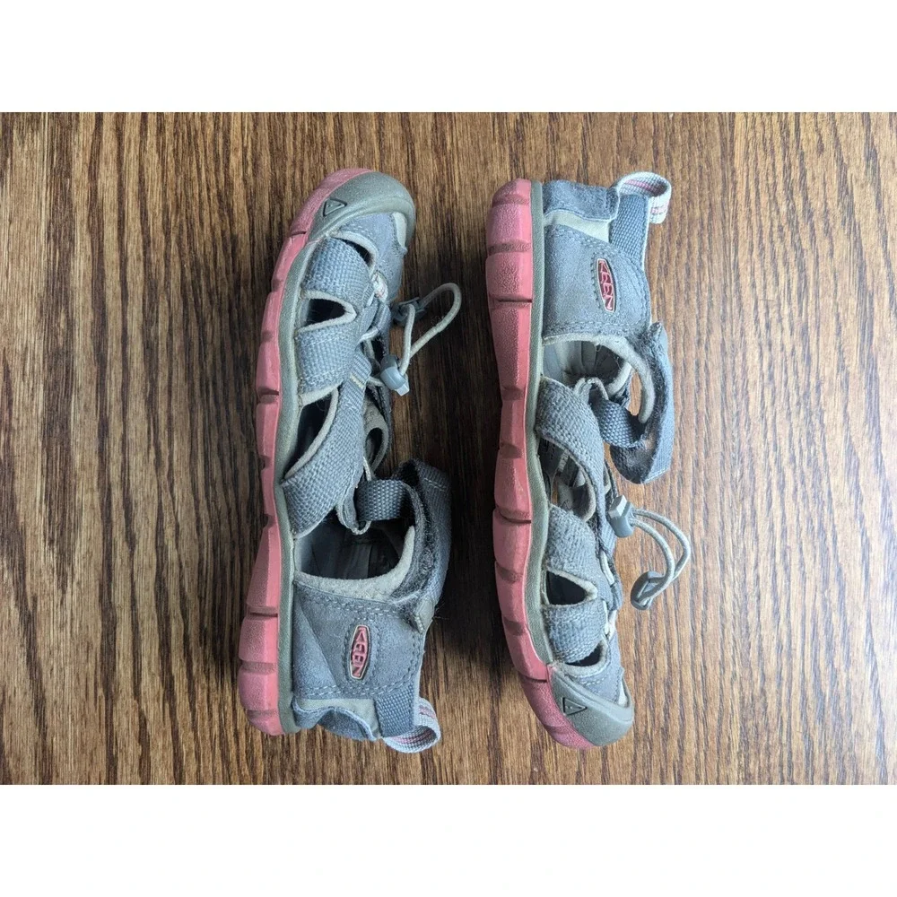 KEEN Seacamp II CNX Kids Waterproof Sandals Gray Pink Water Shoes Size 13